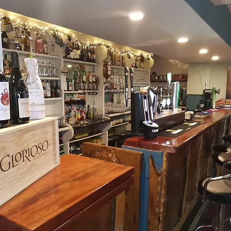 Inn Tir Na Nog Gastropub Inverin